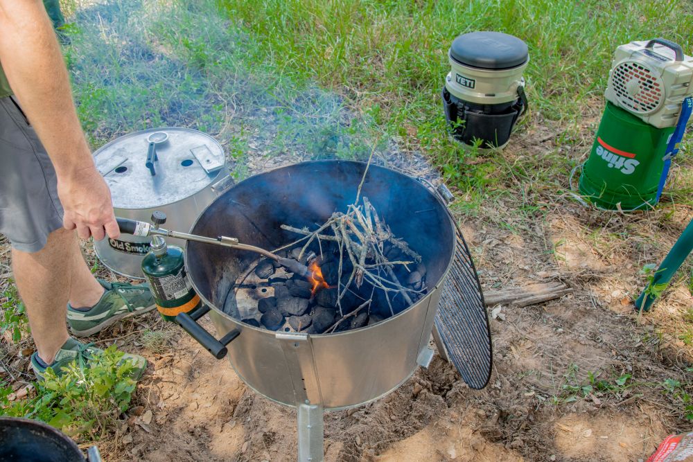 #22 Old Smokey Charcoal Grill