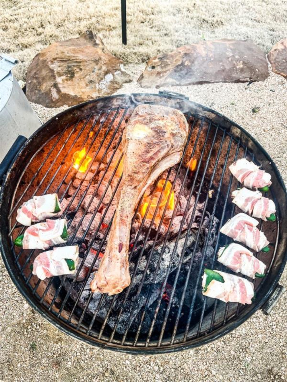 #22 Old Smokey Charcoal Grill